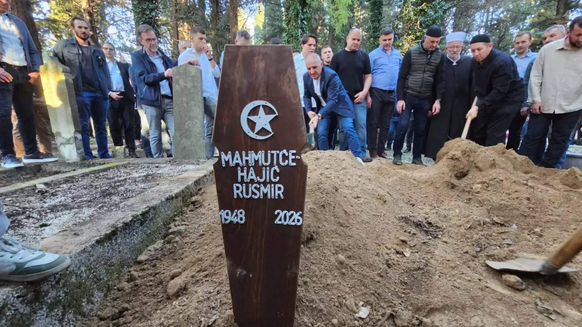 U Stocu klanjana dženaza i obavljen ukop akademiku Rusmiru Mahmutćehajiću